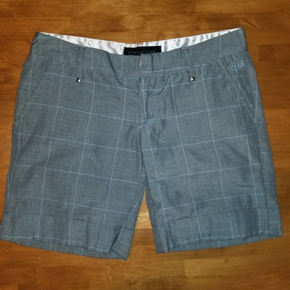 Fox Girls Shorts Grey Plaid Juniors Size 3 - Picture 1 of 7